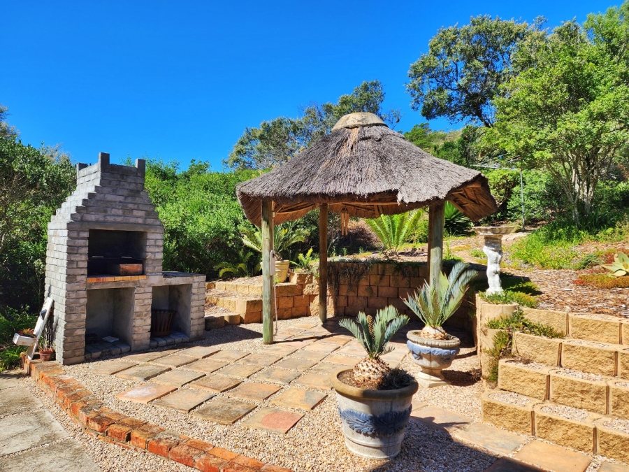 4 Bedroom Property for Sale in Cola Beach Western Cape